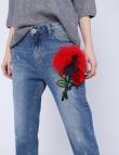 Голубые джинсы с цветком от I fashion