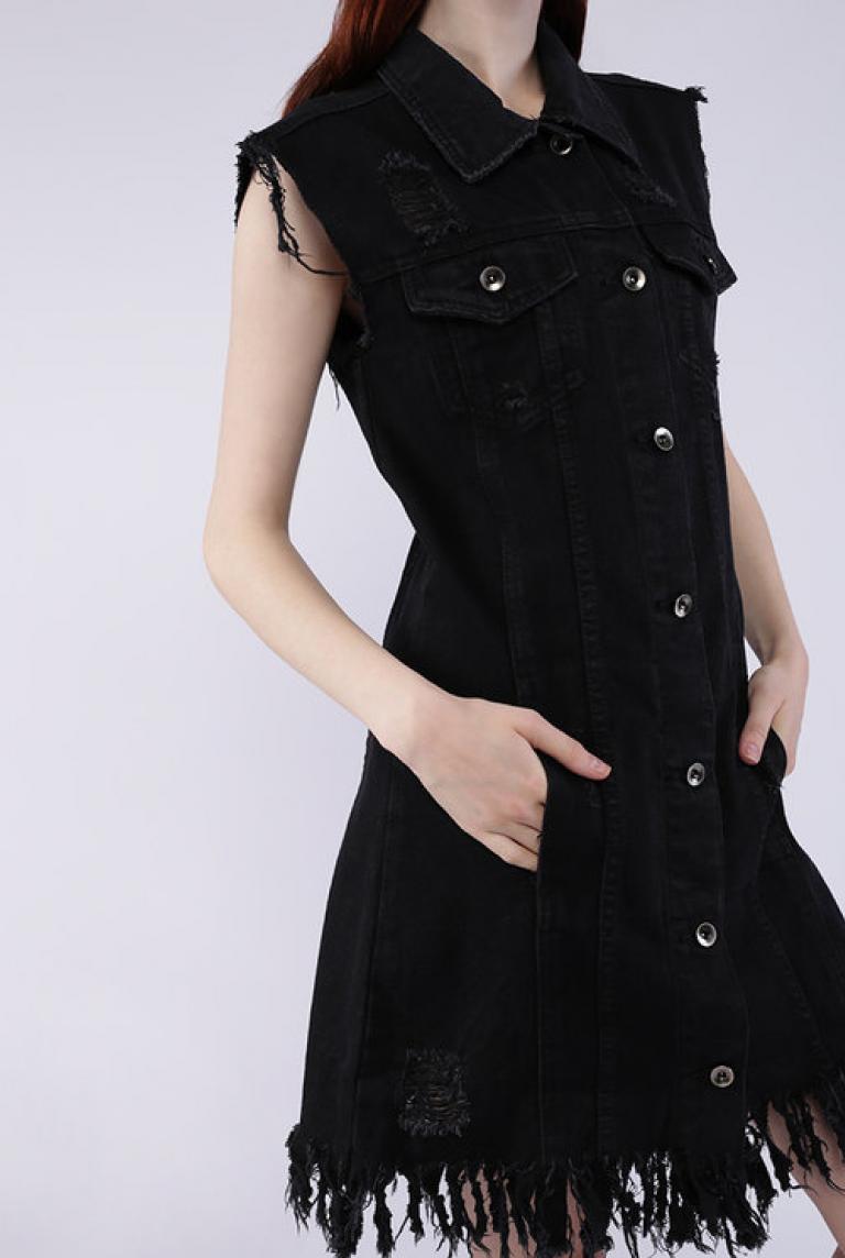 Черная джинсовая жилетка-платье от Miss Two 