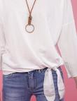 Стильная блузка с завязками белого цвета от Pink Black