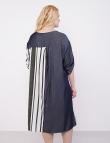 Безразмерное платье от New Grinta в темно-синюю полоску