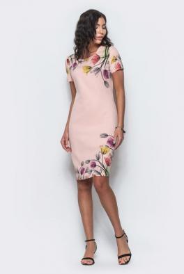 Платье Платье-футляр розового цвета с принтом