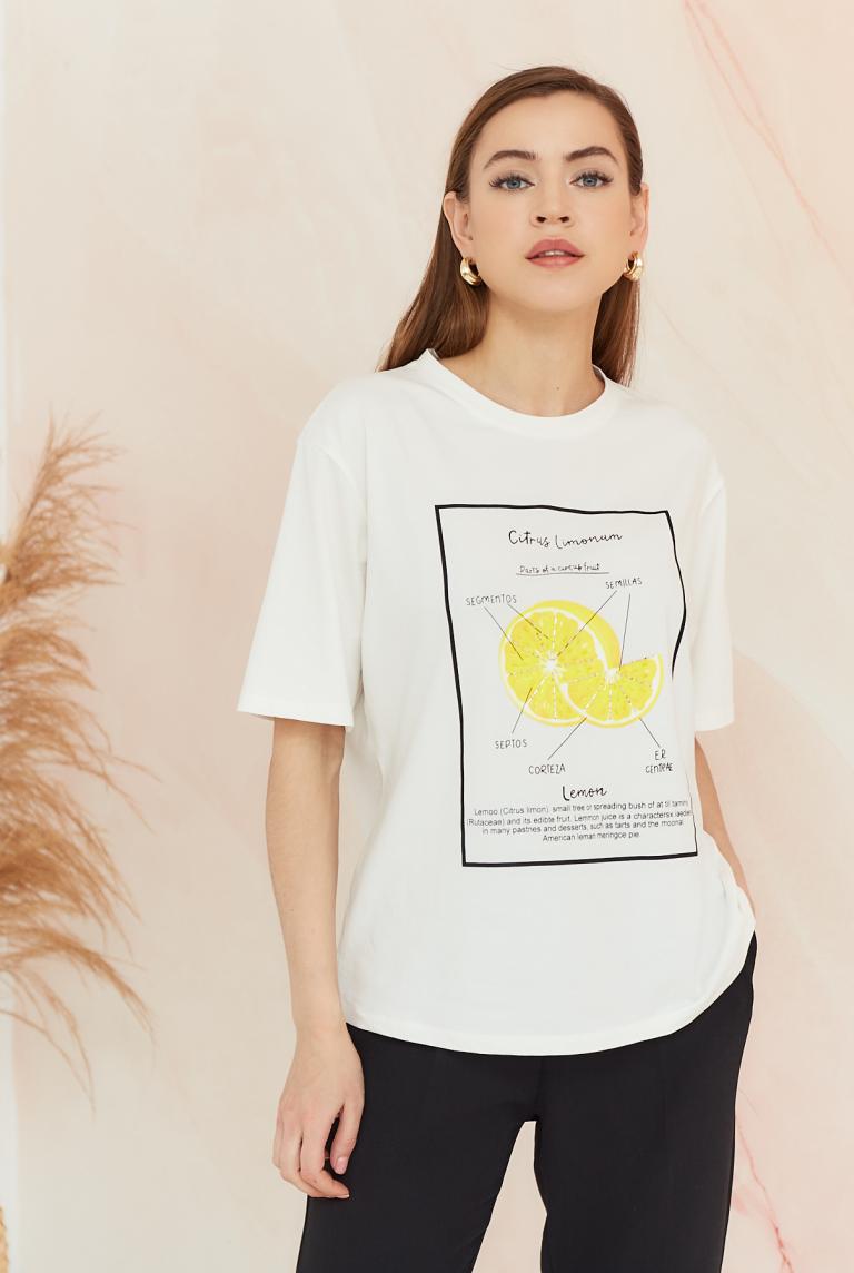 Белая футболка с желтым принтом от E-Woman