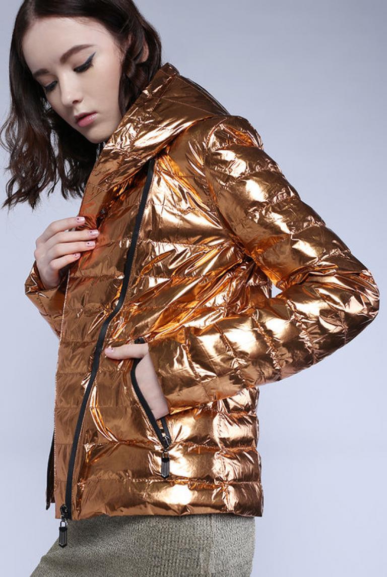 Тонкая блестящая куртка BLUDEISE золотого цвета