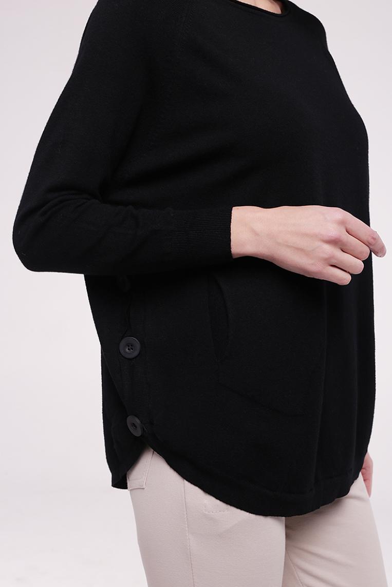 Стильный черный джемпер с карманами от E-Woman