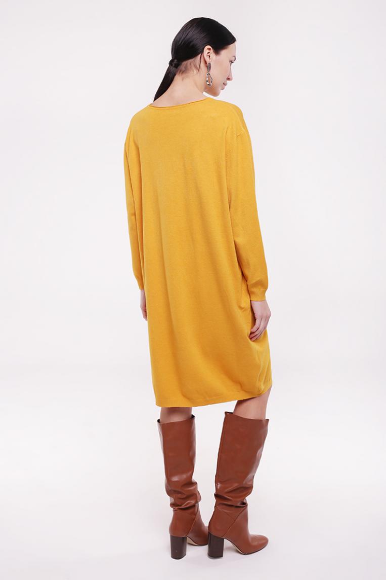 Трикотажное платье горчичного цвета от E-Woman