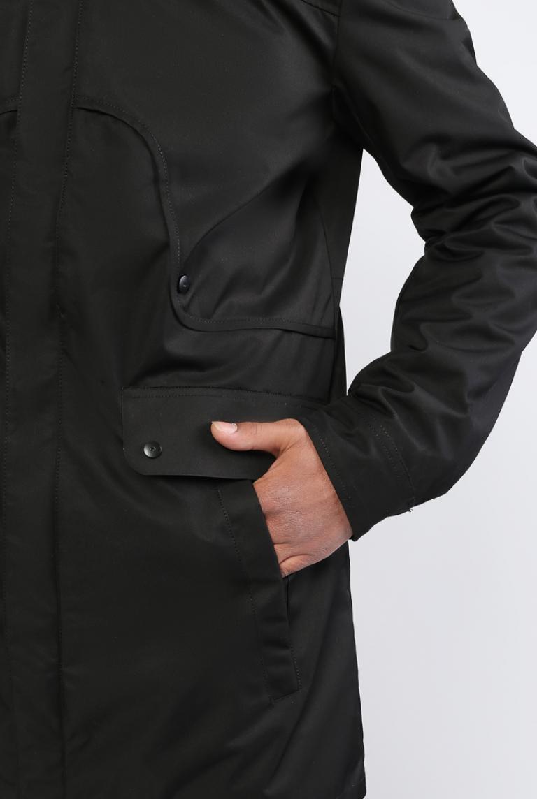 Черная куртка Just Key с высоким воротником