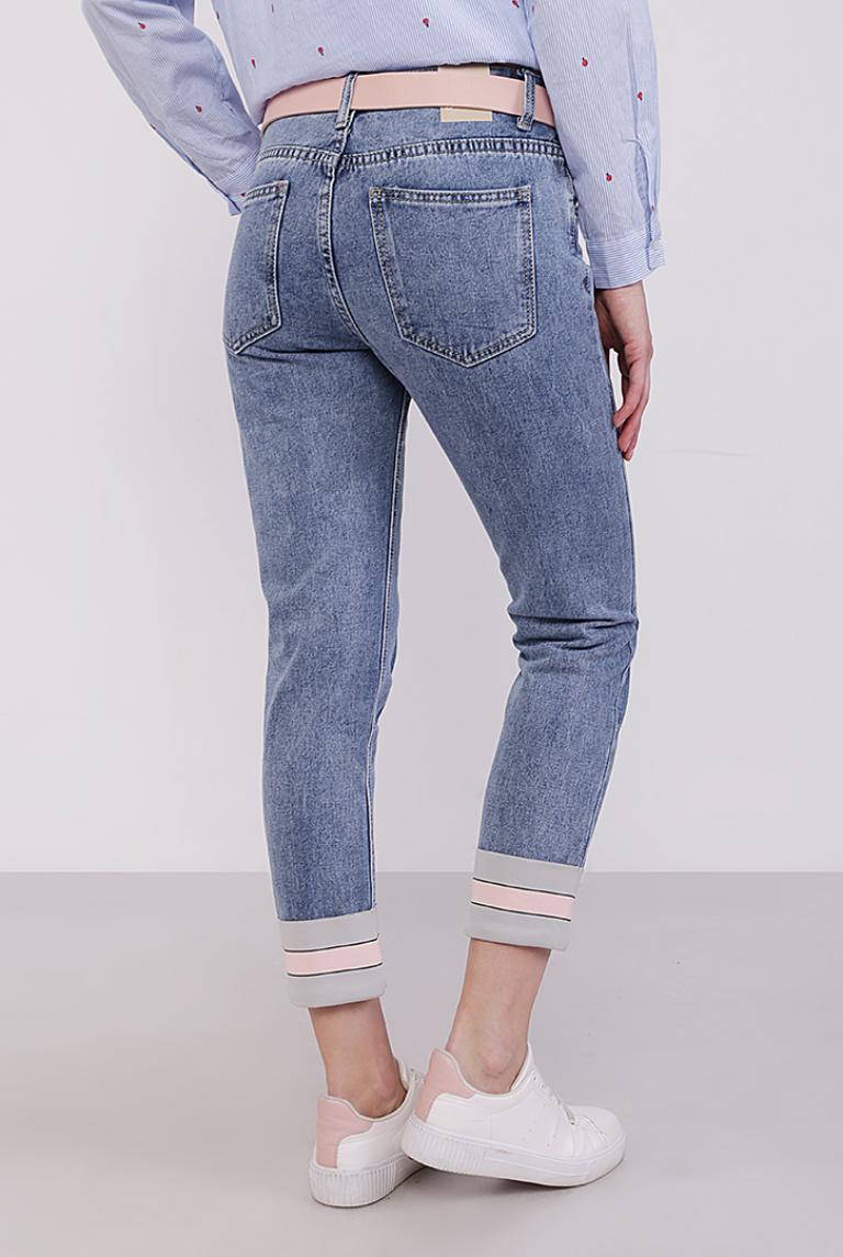 Укороченные джинсы с цветными подворотами от Miss Bon Bon 