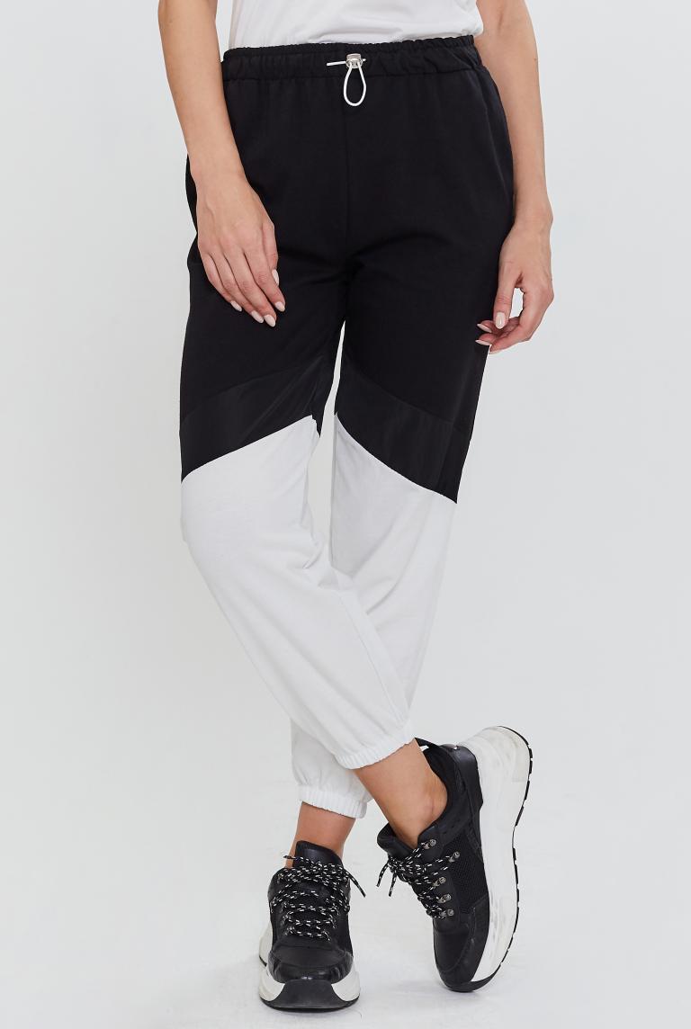 Спортивные брюки черно-белого цвета от INSTA
