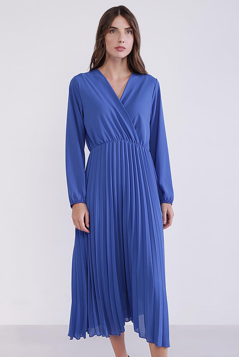 Плиссированное платье с V-образным вырезом Coolples Moda синее