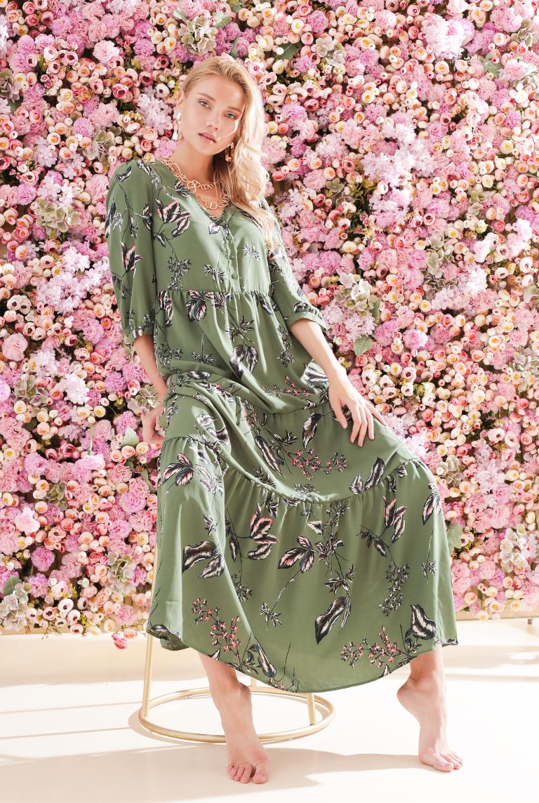 Длинное зеленое платье в цветочек от Vero Moda