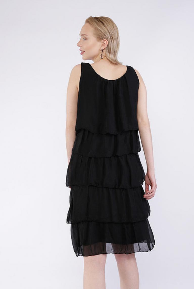 Плиссированное черное платье Fashion