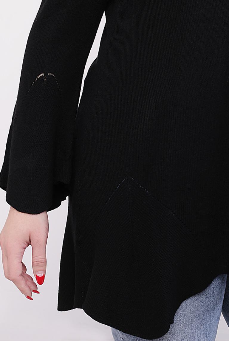 Свободный асимметричный джемпер черного цвета от Beauty Women