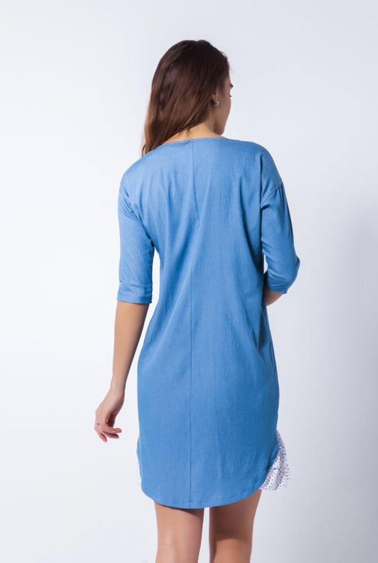 Синее платье со спущенной линией плеча