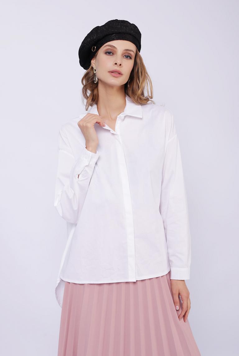 Белая блуза от ZETA OTTO с удлиненной спинкой