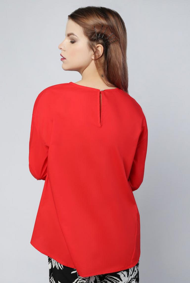 Красная блуза ONE LOVE с украшением